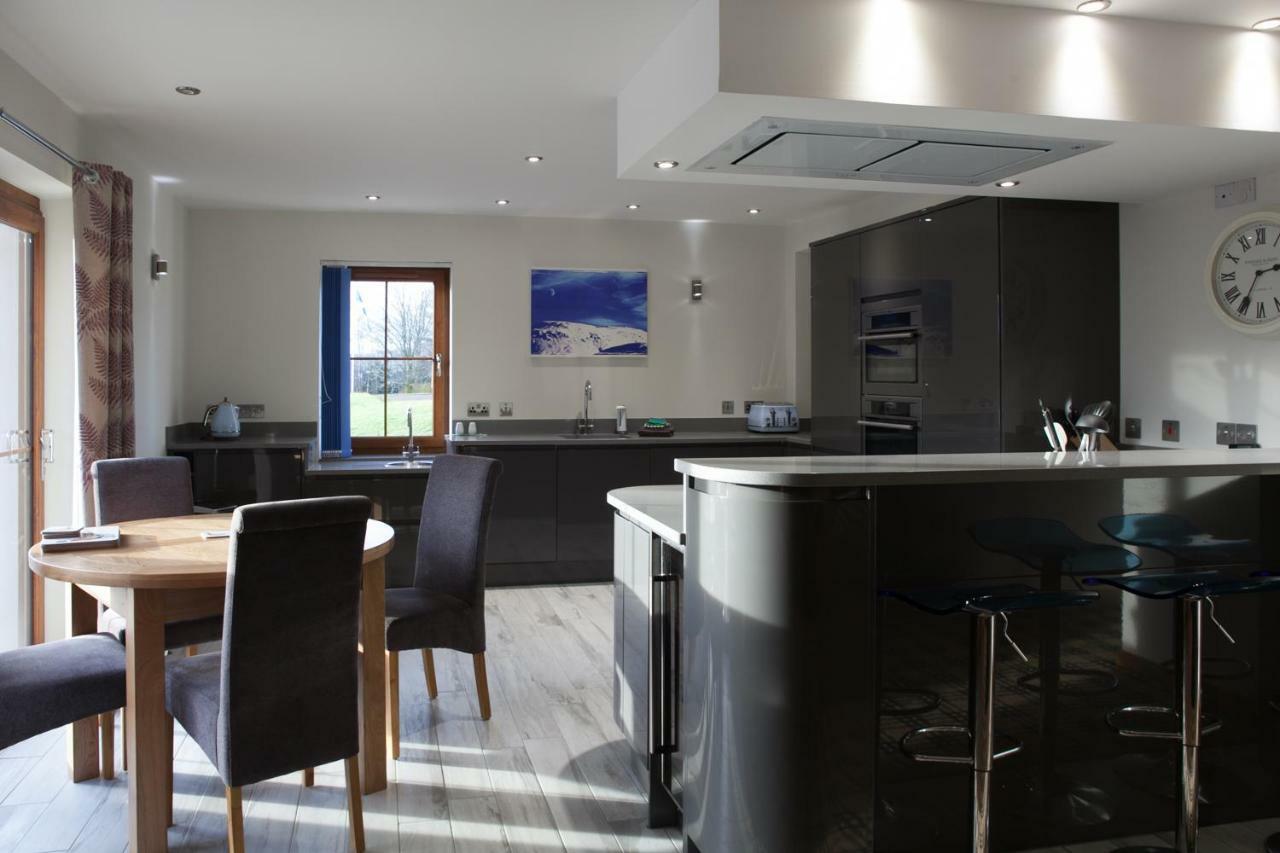 פורט ויליאם Tower Ridge Apartments מראה חיצוני תמונה